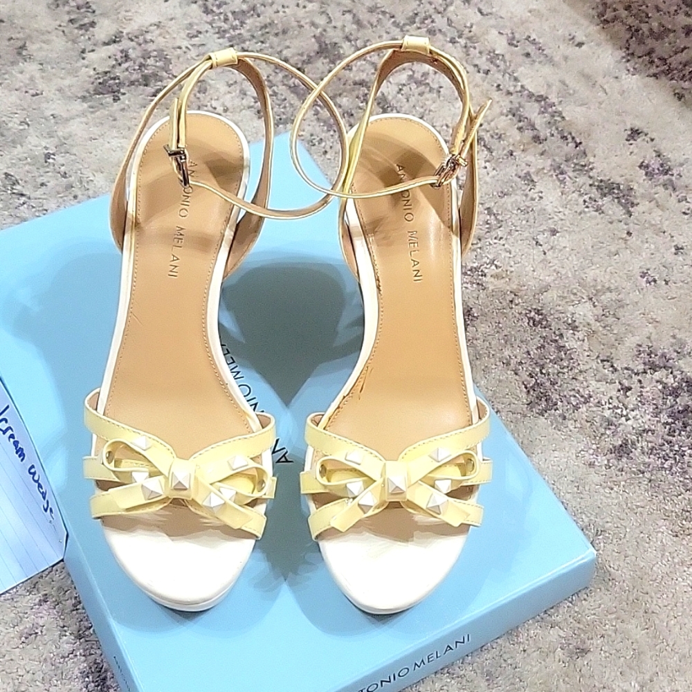 New Women's Wedge heel shoes